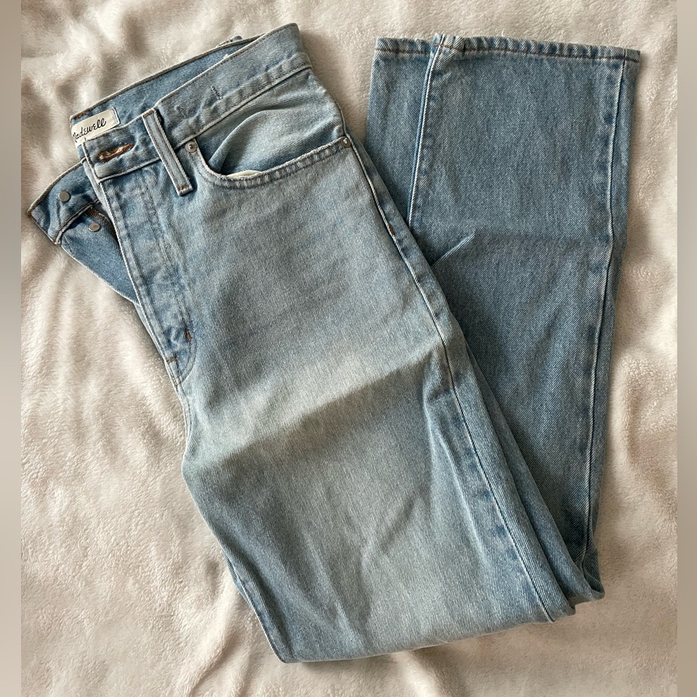 Madewell Full Length Classic Straight Light Distressed Wash, Size 28 NWOT